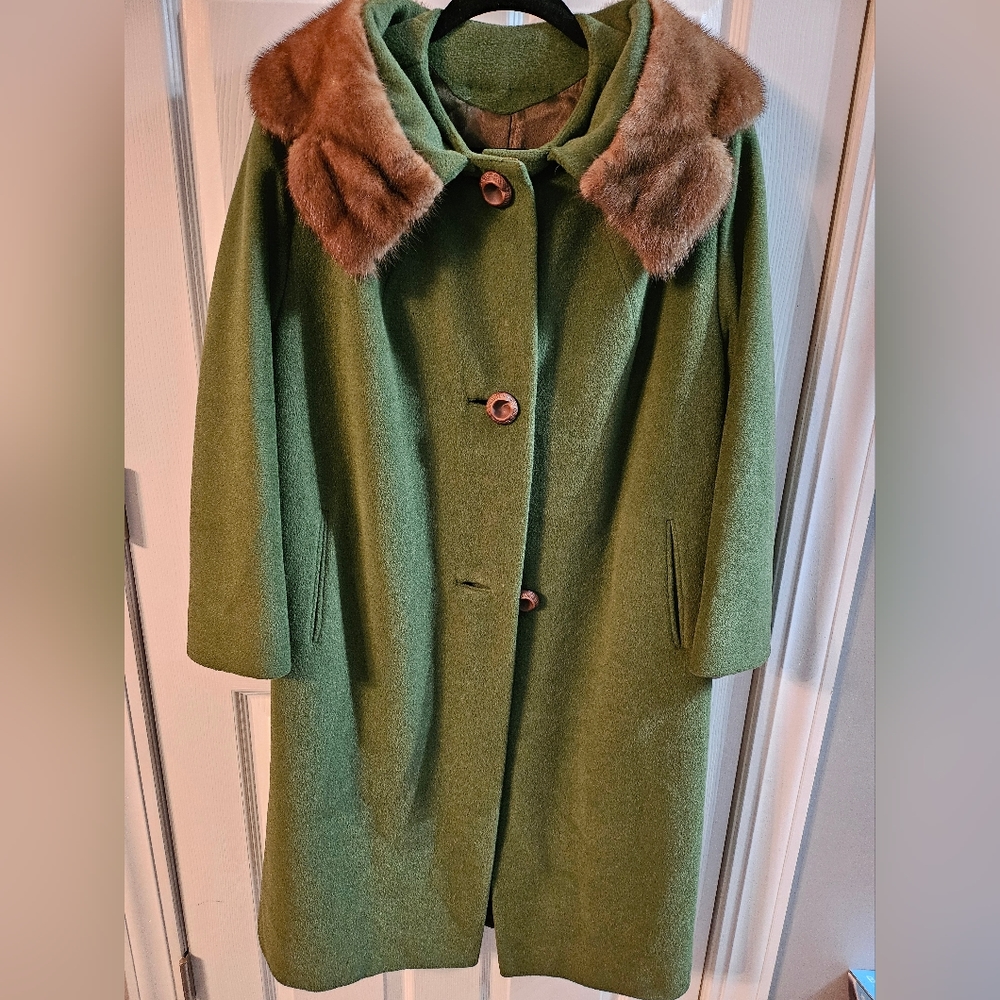 Vintage 60s Surrella by Diane coat, olive green wool coat with real fur collar